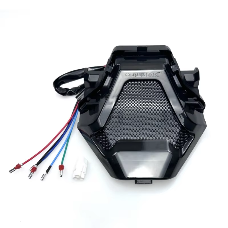 Motorcycle Accessories Modified Taillights for R3 R25 MT03 Y15ZR SNIPER150 Electric Vehicle LED Day Run Turn signal Assembly