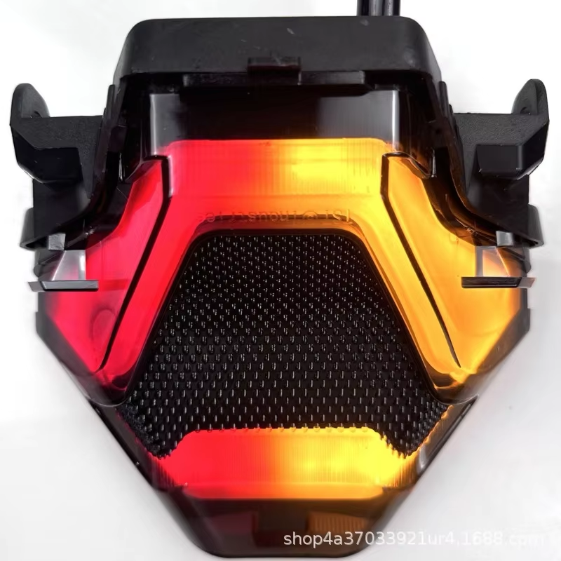 Motorcycle Accessories Modified Taillights for R3 R25 MT03 Y15ZR SNIPER150 Electric Vehicle LED Day Run Turn signal Assembly